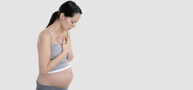 10 efficaces remèdes maison pour traiter les brûlures d'estomac pendant la grossesse