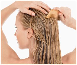 conseils de peignage des cheveux humides