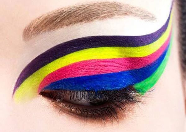 hémérocalles aux yeux motifs