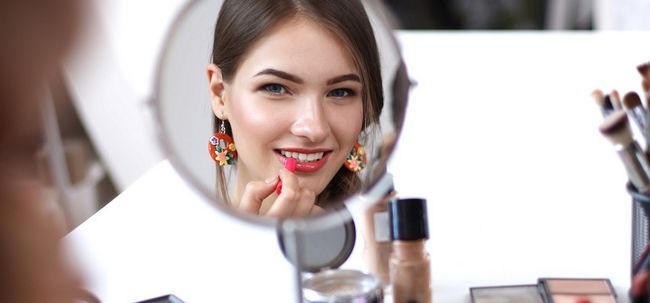 12 étapes pour faire votre maquillage sans faille