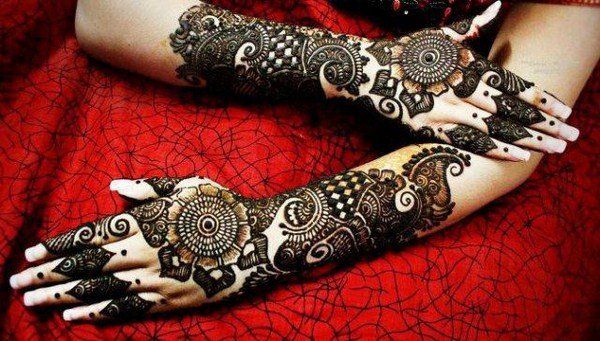 New-style-Mehndi-Design-mariée-et-eid-Pour-femmes-5