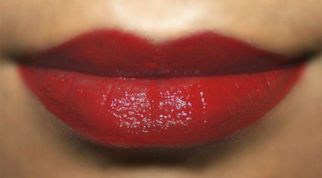 4 étapes faciles pour obtenir des lèvres pailleté tutoriel (2)