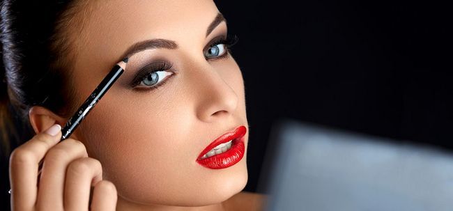 5 conseils sur la façon d'obtenir de belles sourcils au naturel !!!