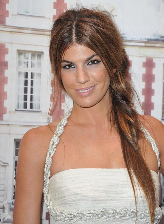 Sale-Casual-Side-Braid-Sale-Centre-Parted-Side-Braid-avec-Loose-cheveux