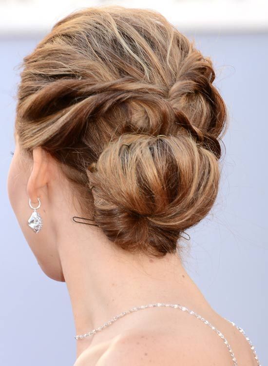 Low-Solid-soulignées-Updo-avec-twisted-Strands
