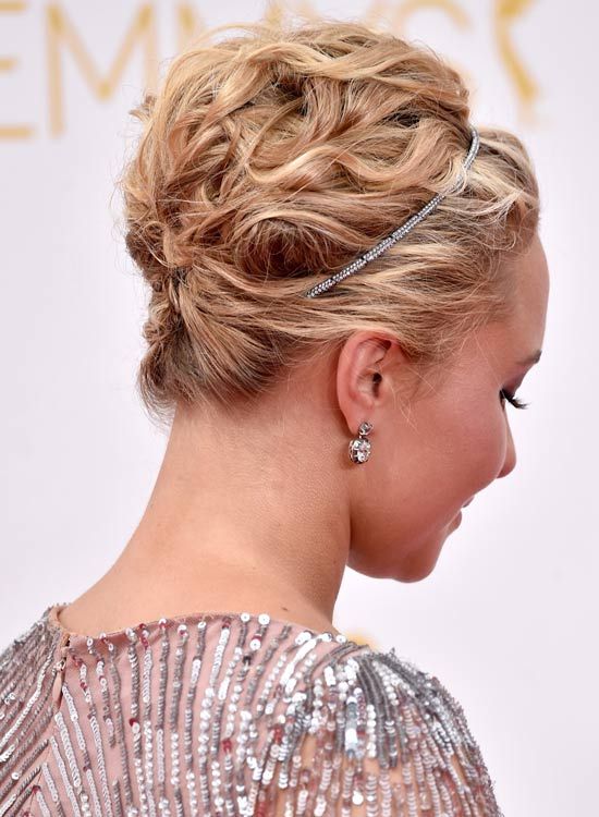 Twisted-et-texturé-Wavy-Updo-avec-Bandeau