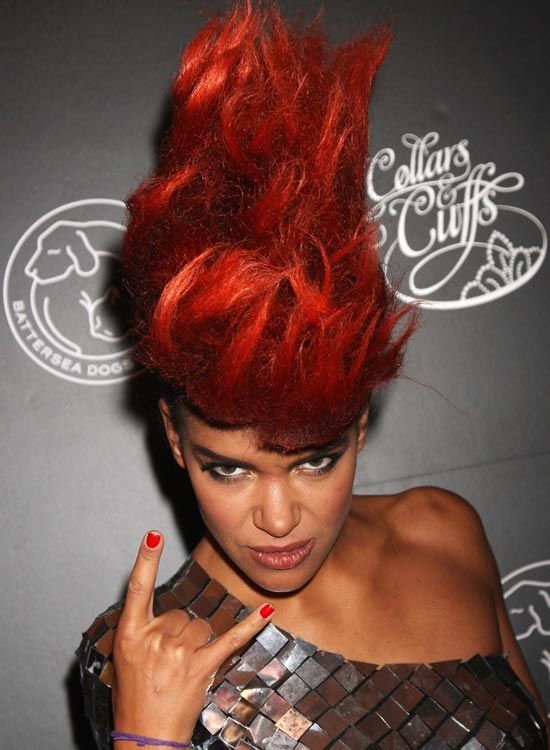 Retroussé-rouge-cuivre-Waves-avec-Extra-Volume