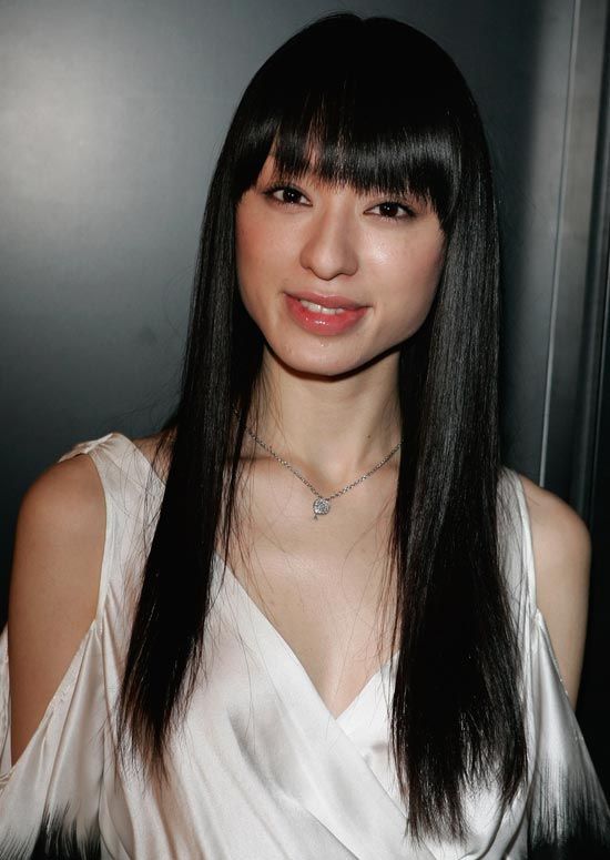 Long, straight-Layered-cheveux avec franges