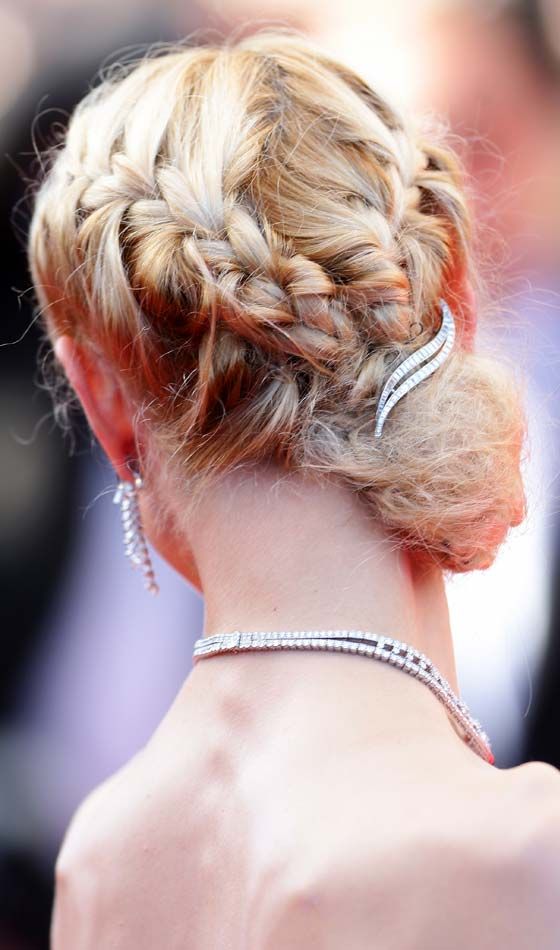 Tressé-V-Bun