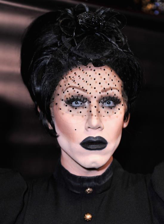 Sharon-Needles