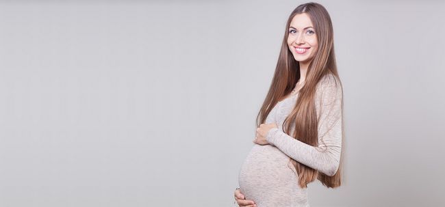 8 conseils simples pour soins des cheveux pendant la grossesse