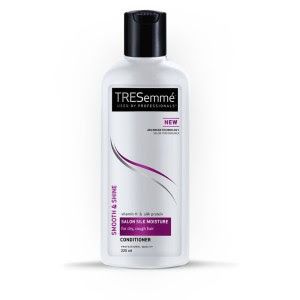 TRESemme lisse & Shine Salon Soie humidité pour rugueuse et sèche cheveux Conditioner