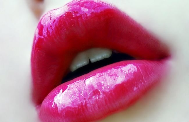 Lakmé lèvres Rouge à lèvres prune Amour Pout
