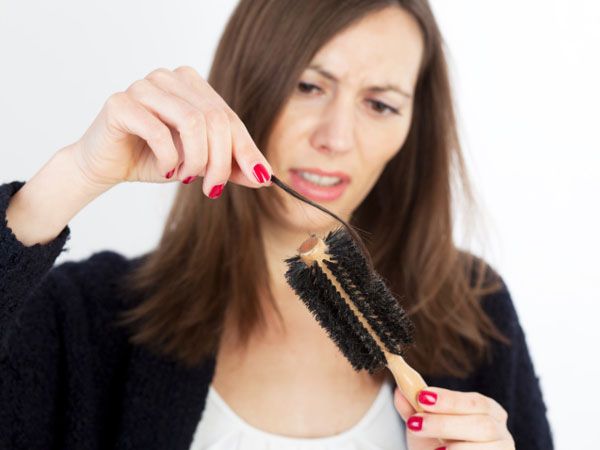 Remèdes à la maison pour prévenir la chute de cheveux / la perte de cheveux