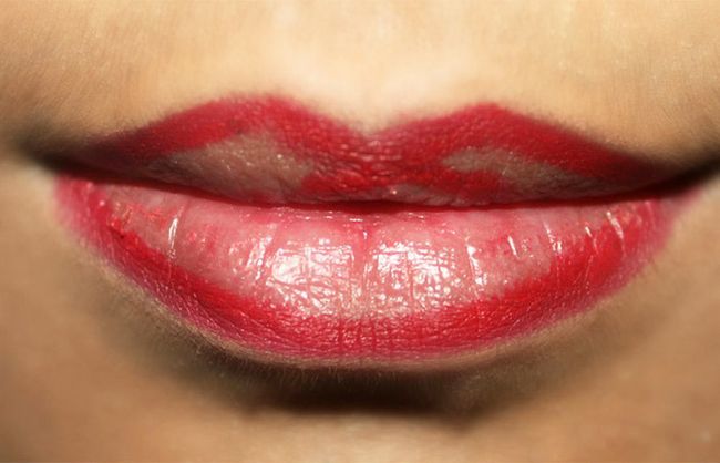 Comment Accentuer Lèvres Maquillage Tutorial (4)