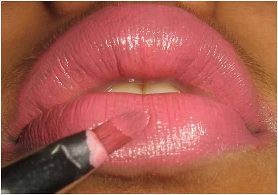 comment appliquer le rouge à lèvres sur les lèvres minces 5