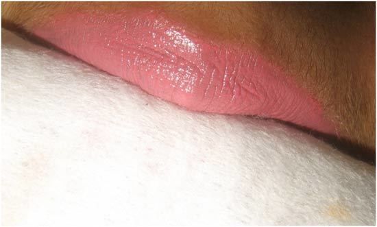 comment appliquer le rouge à lèvres sur les lèvres minces 6