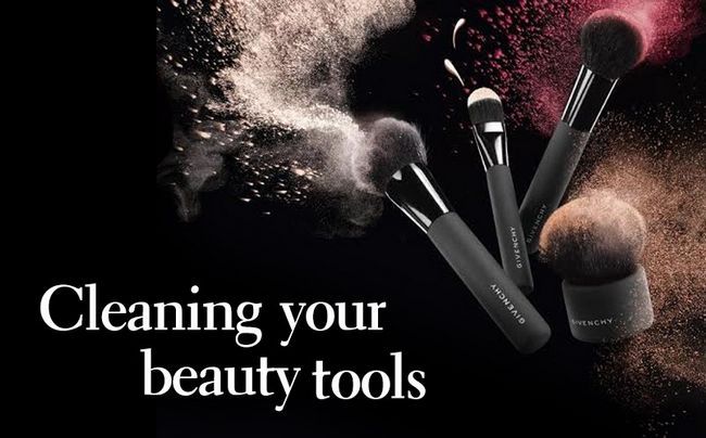 Comment nettoyer vos pinceaux et les outils de maquillage