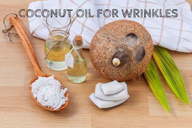 Comment utiliser l'huile de noix de coco pour les rides (13 méthodes)