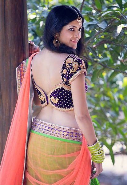 Dernières créations de chemisier pour saris demi