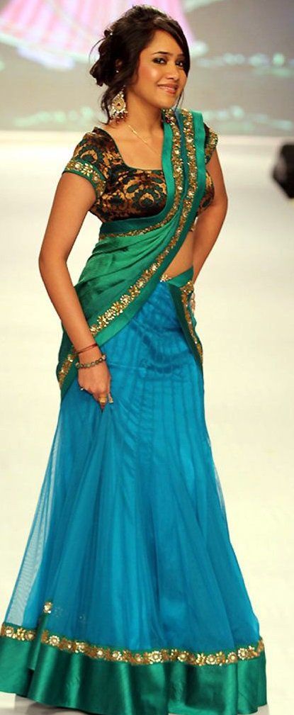 La dernière conception de blouse pour la moitié sari # 3