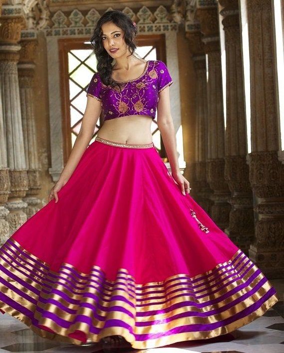 La dernière conception de blouse pour la moitié sari # 5