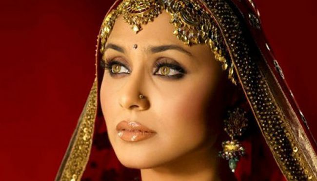 Rani Mukherji Inspiré Maquillage des yeux - Tutorial avec des étapes détaillées et les photos