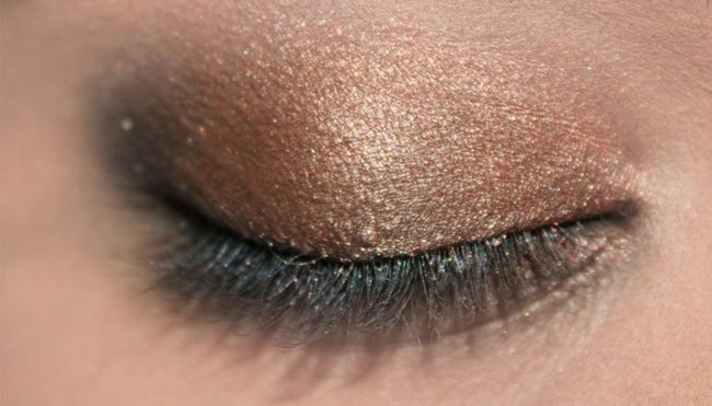 Rani Mukherji Inspiré yeux Maquillage Tutorial (2)