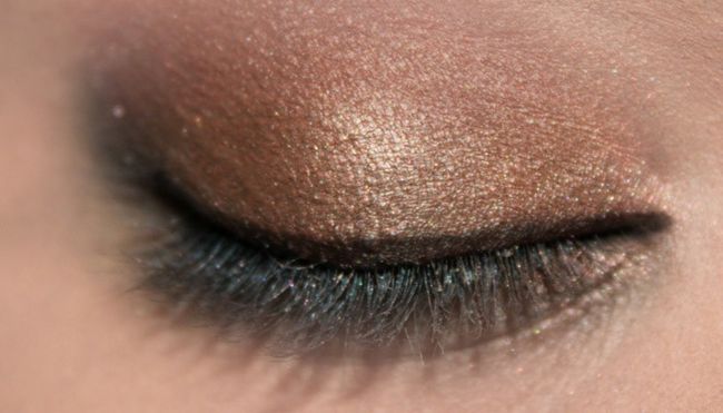 Rani Mukherji Inspiré yeux Maquillage Tutorial (4)