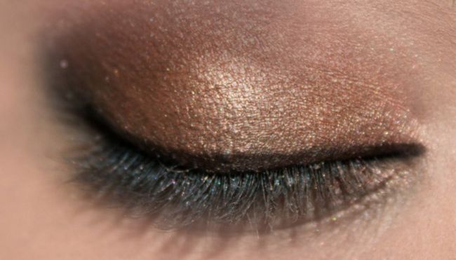 Rani Mukherji Inspiré yeux Maquillage Tutorial (5)