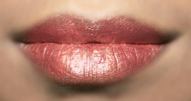 Simple Maquillage Foiled Lip - Tutorial avec des étapes détaillées et les photos