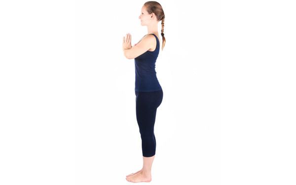 yoga pranamasana