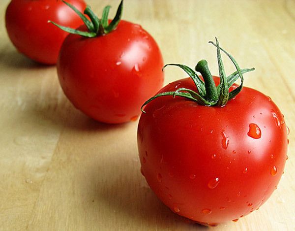 avantages de tomates pour la peau