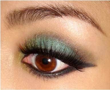 Maquillage sensuelle vert Smokey Eye