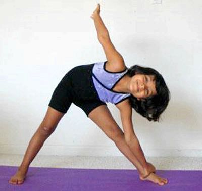 ! 30 Easy To-Do Poses de yoga pour les enfants