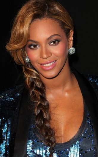 1beyoncefishtail