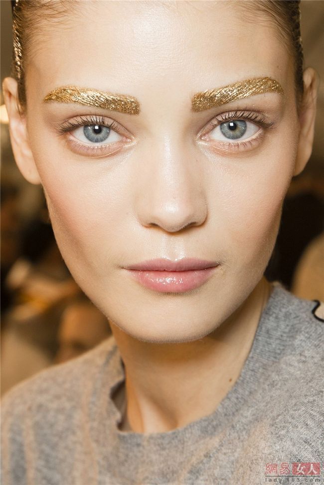 dior-or-sourcils-hypehair