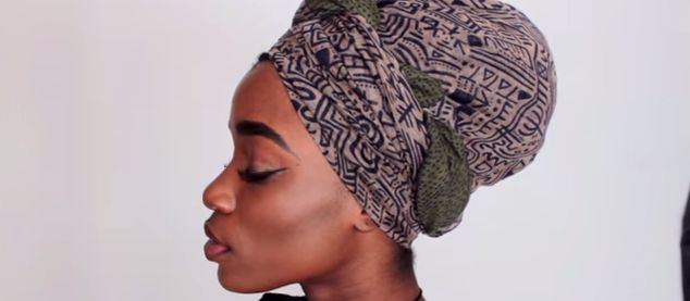 Erykah Badu-foulard-hypehair-