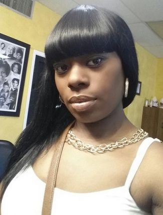 Coiffeur Cut Out Tresses