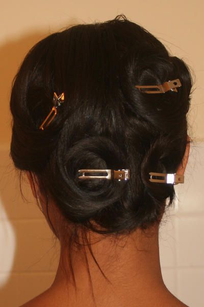 Pin friser les cheveux fonctionné