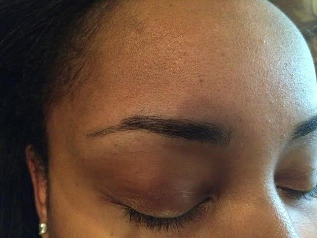Des sourcils